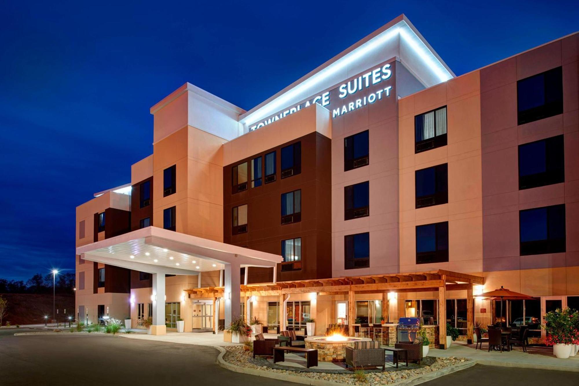 Towneplace Suites By Marriott Richmond Ngoại thất bức ảnh